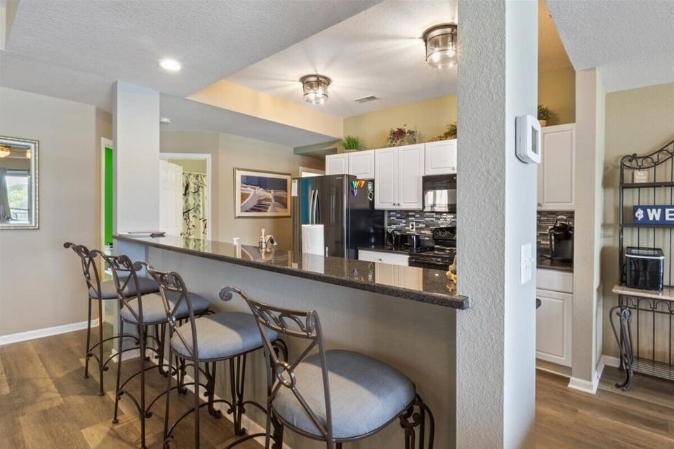 Condo, Multiple Beds, Patio (Wake Lake) | Private kitchen