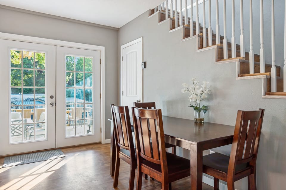 House, Multiple Beds, Patio (Lofty Aspirations) | 2 bedrooms, individually decorated, individually furnished, bed sheets