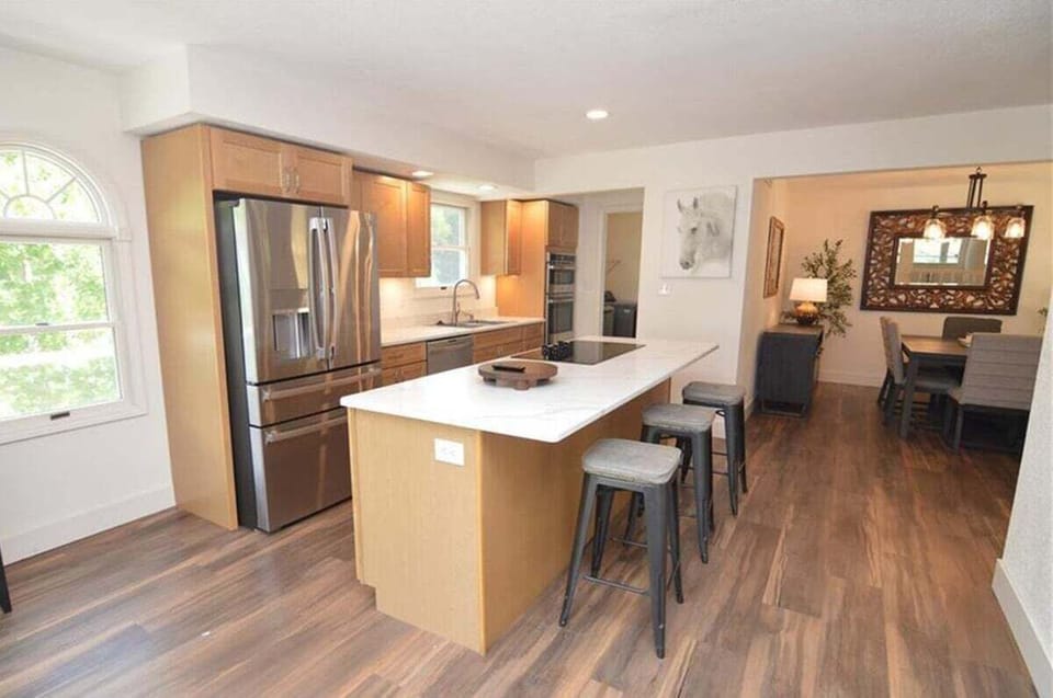 House, Multiple Beds, Patio (Cordelia's Moonlit Manor) | Private kitchen