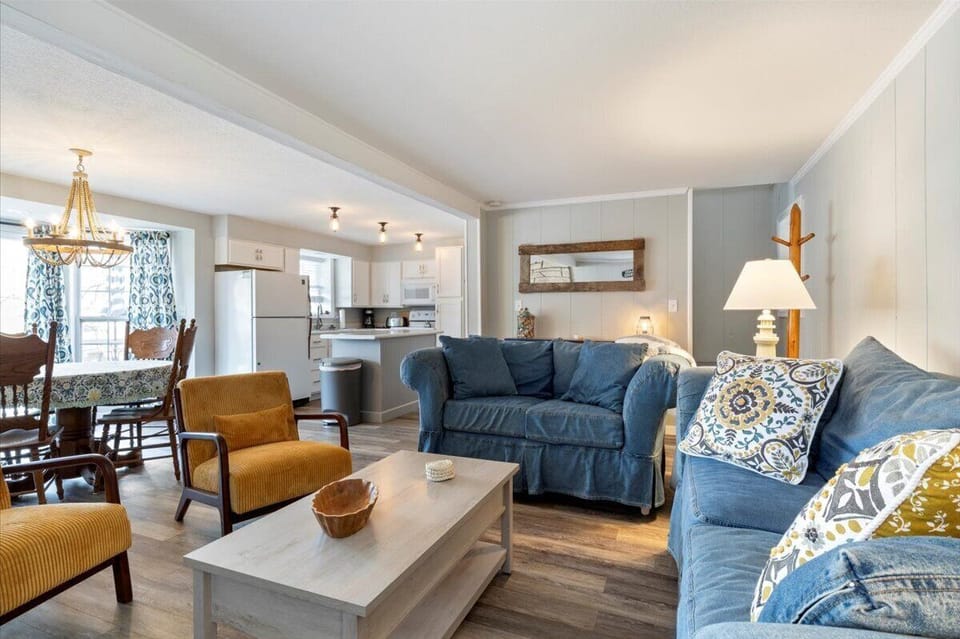 House, Multiple Beds, Patio (Family Ties) | Living area