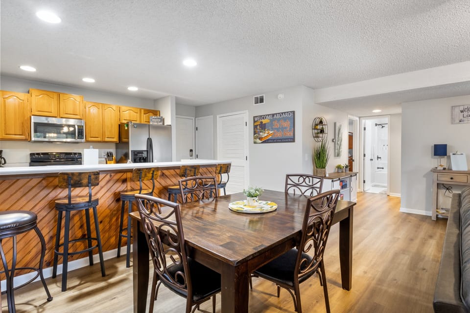 House, Multiple Beds, Patio (Pelican Place) | 2 bedrooms, individually decorated, individually furnished, bed sheets
