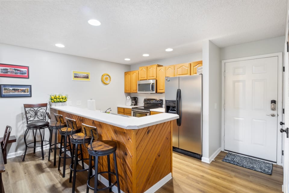House, Multiple Beds, Patio (Pelican Place) | Private kitchen