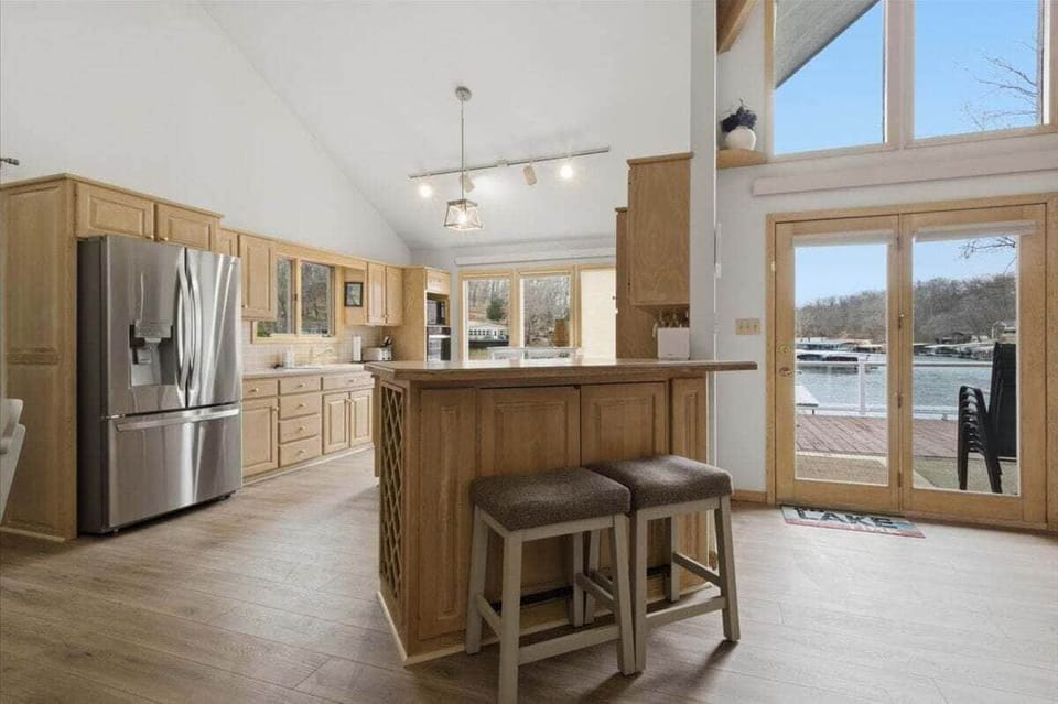 House, Multiple Beds, Patio (Wolf Lakehouse) | Private kitchen