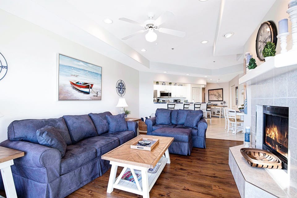 Condo, Multiple Beds, Pool Access (Sunset Point) | Living area