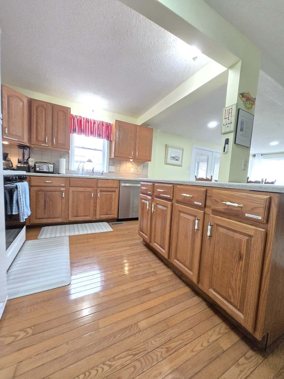 House, Multiple Beds, Patio (Lighthouse Haven) | Private kitchen