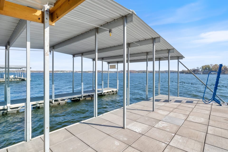 Dock