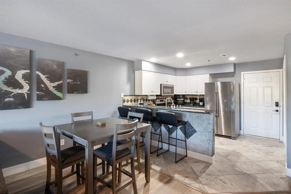 Condo, Multiple Beds, Patio (Lake Time Retreat) | 2 bedrooms, individually decorated, individually furnished, bed sheets