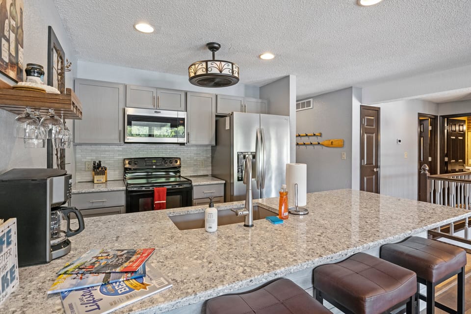 Condo, Multiple Beds, Pool Access (Happy Daze) | Private kitchen