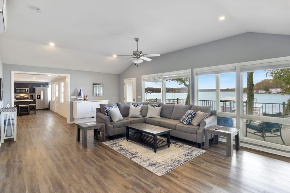 House, Multiple Beds, Patio (CeCe's Sunset) | Living area