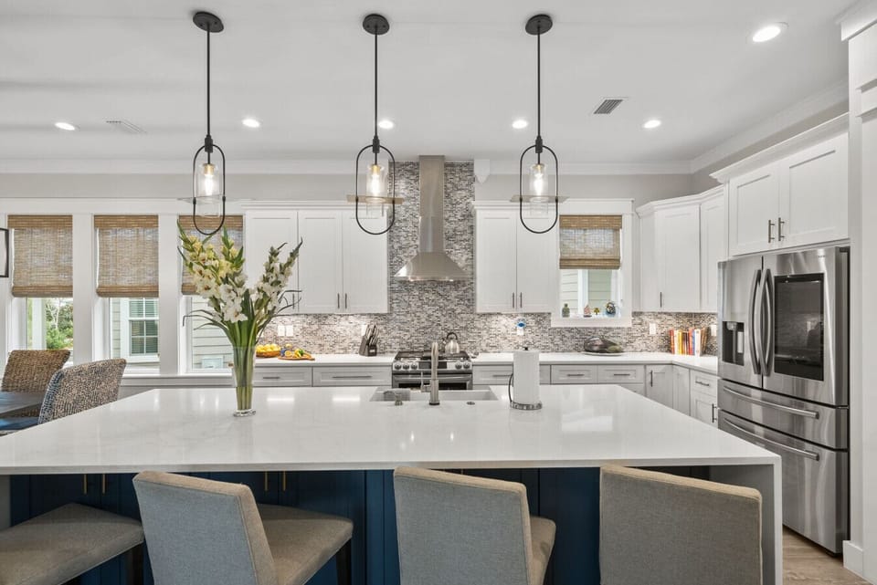 Spacious gourmet kitchen with high end appliances and fully stocked