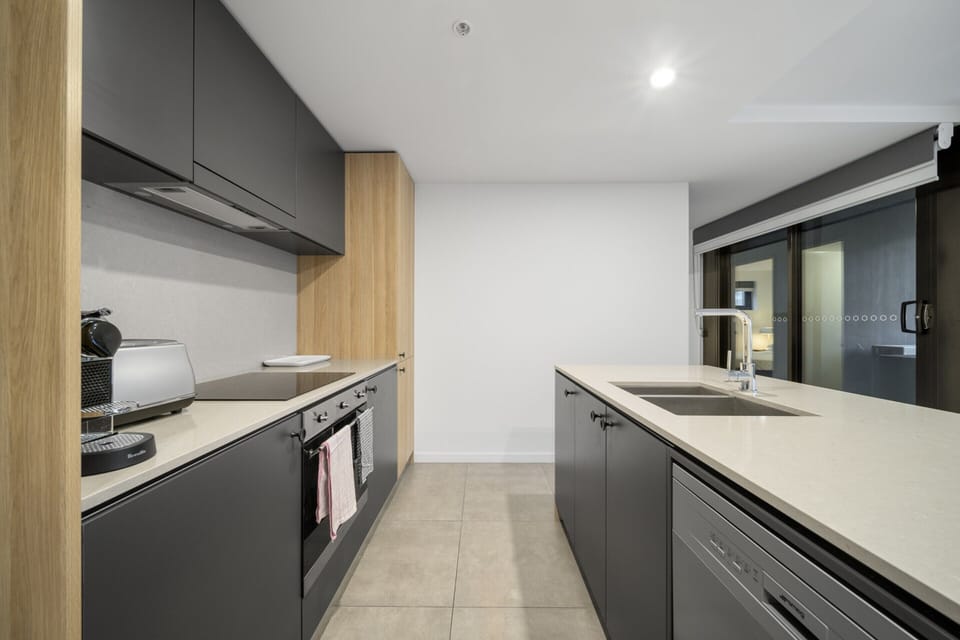 Apartment | Private kitchen | Cookware/dishes/utensils