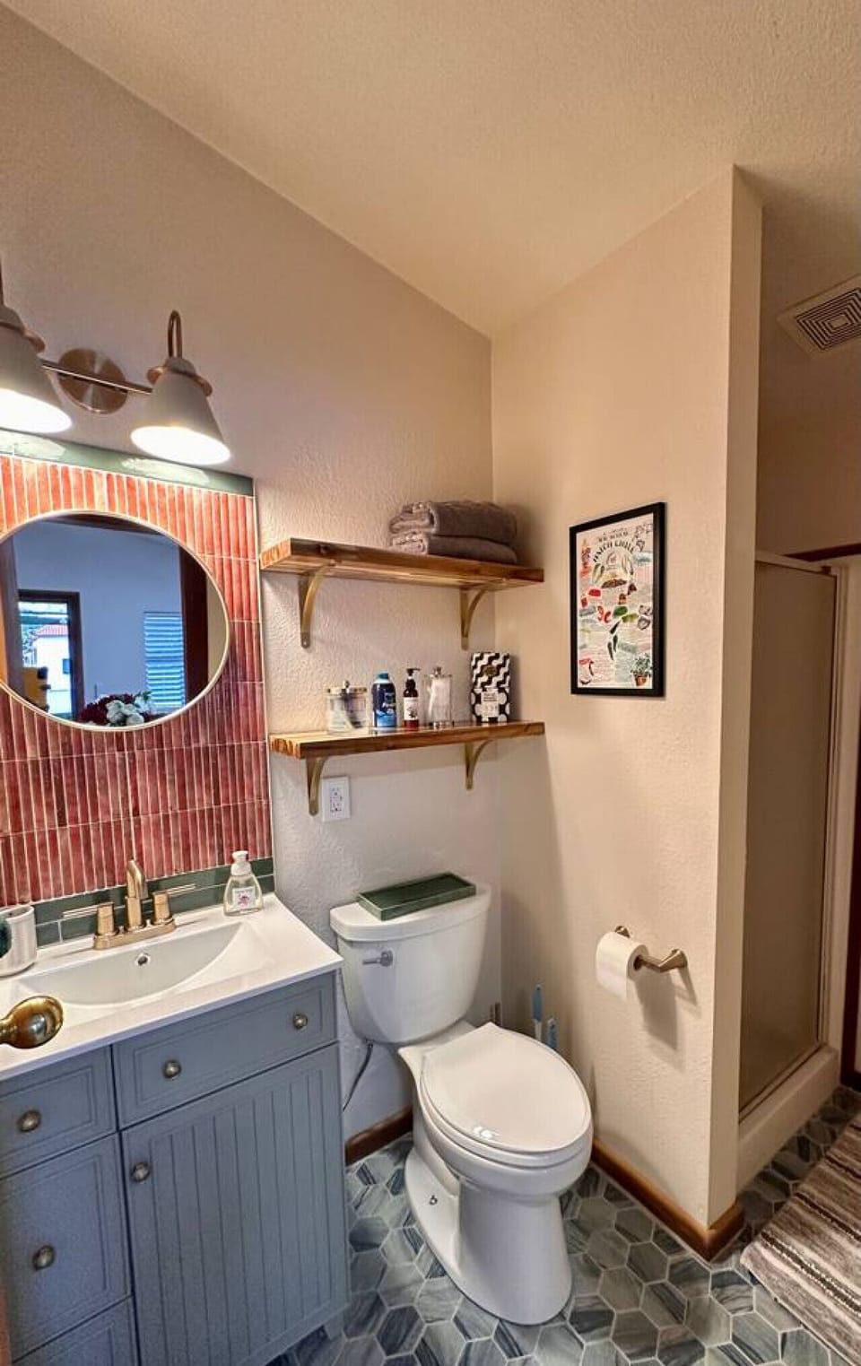 Bathroom - Shower, Vanity, Toilet, Amenities: Shaving Cream, Razors, Tampons, Pads, Q-Tips, and MORE!