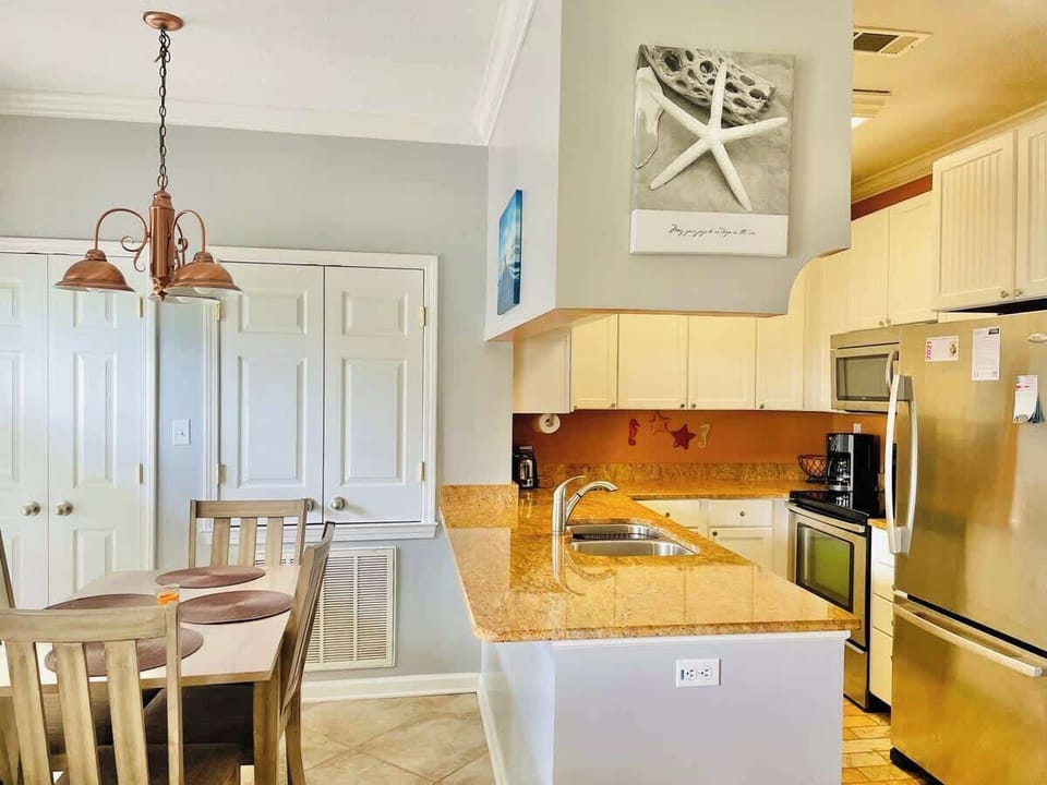 House, Multiple Beds, Patio, Ocean View (Beau Clair 146) | Private kitchen