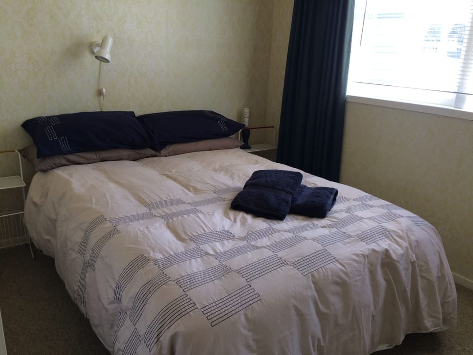 Bed 2