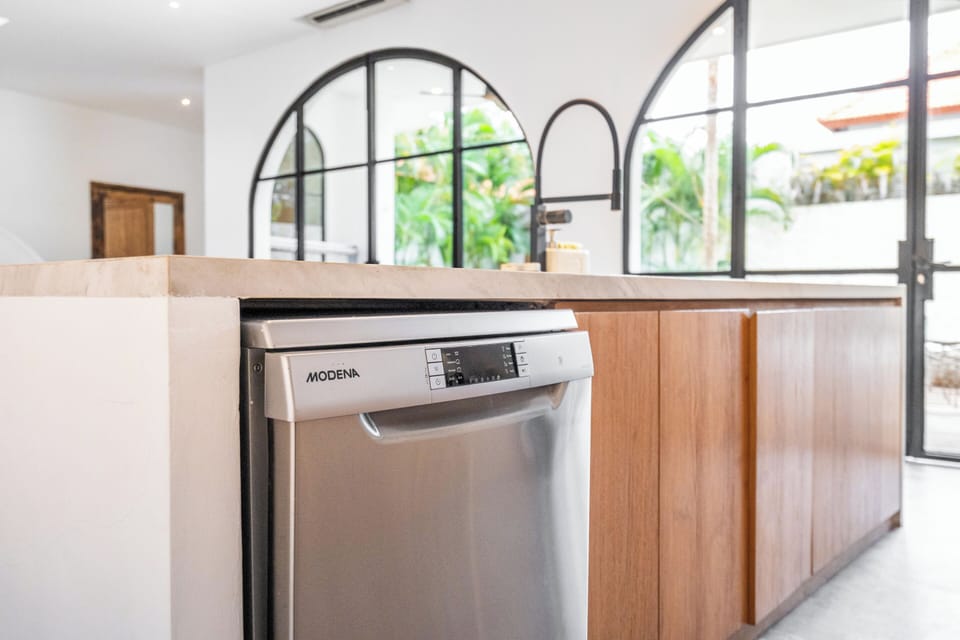 Villa | Private kitchen | Toaster