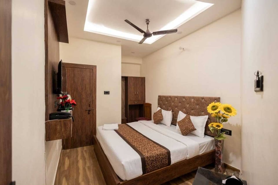 Standard Room | Desk, free WiFi