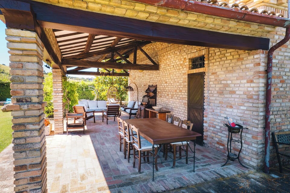 Balcony / Terrace / Patio