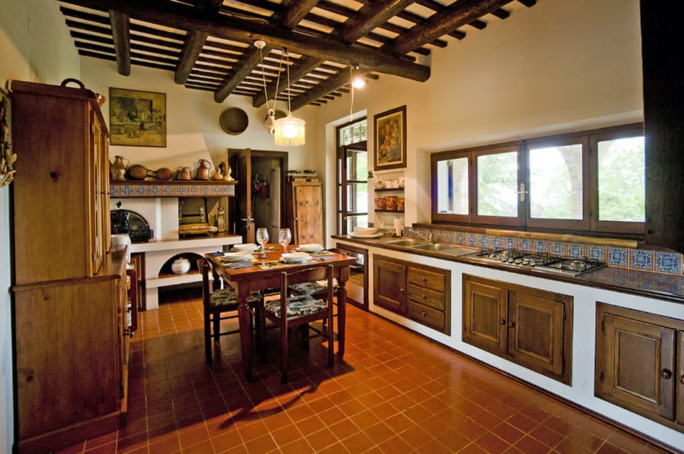 Kitchen, Wood, Furniture, Interior Design, Home, Lighting, Flooring, Ceiling, Kitchen & Dining Room Table, Room