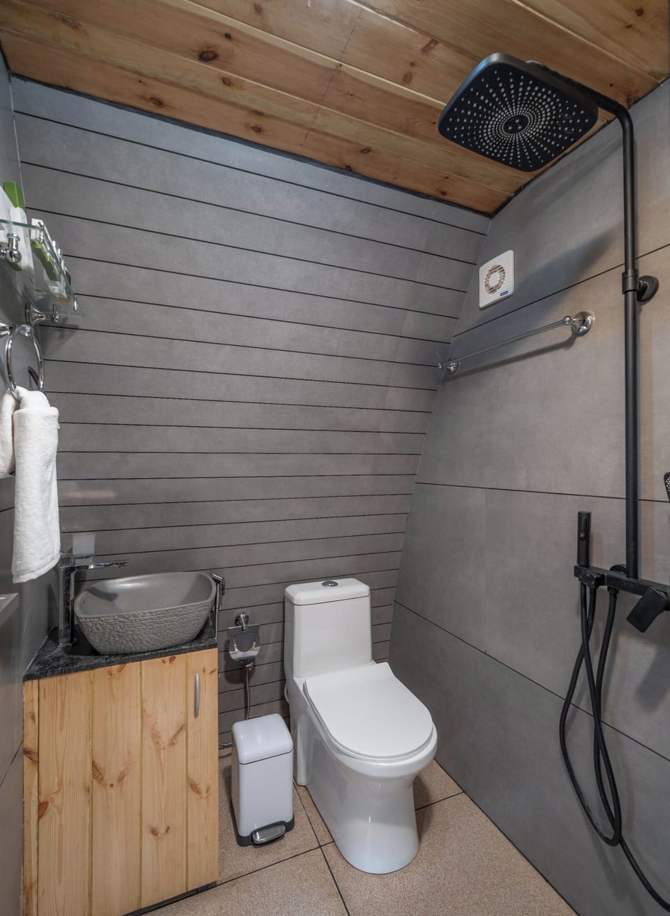 Pod House | Bathroom | Slippers