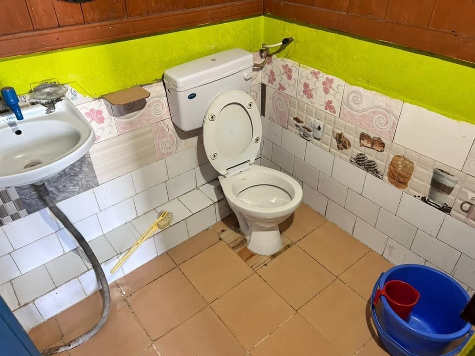 Paradise Homestay Hotel in West Bengal