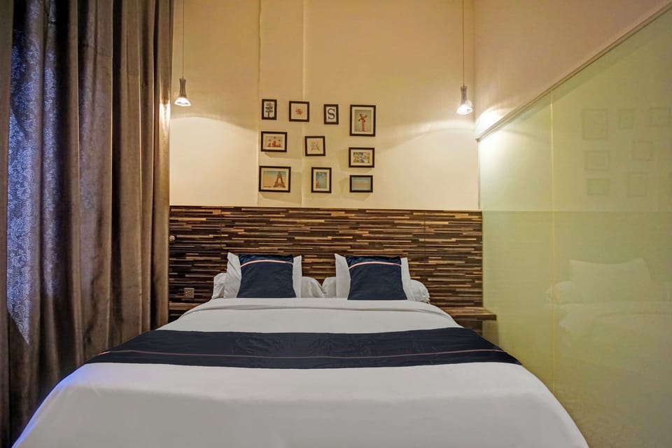 Deluxe Double Room | WiFi (free), bed sheets
