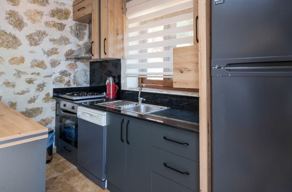 House, Smoking | 2 bedrooms