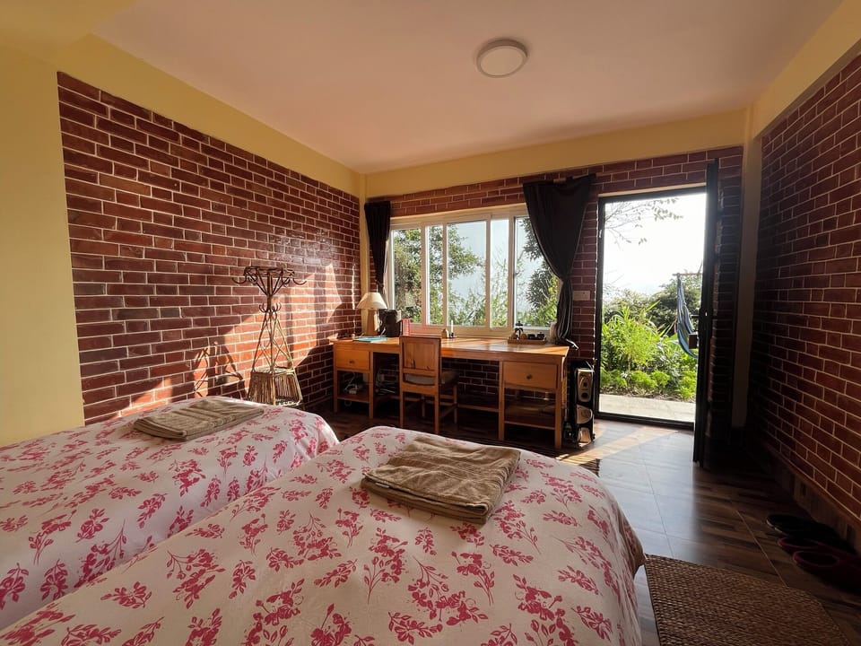 Deluxe Double or Twin Room, Balcony, Garden View | Iron/ironing board, WiFi (free)
