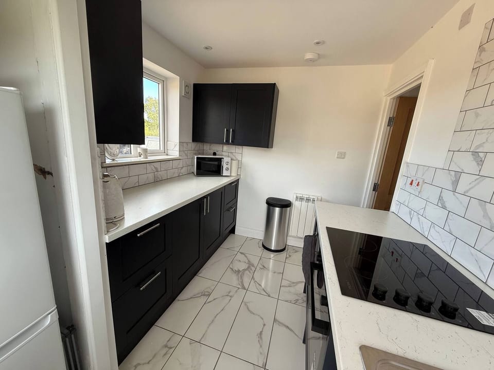 Bungalow, 2 Bedrooms, Smoking, Balcony | Private kitchen