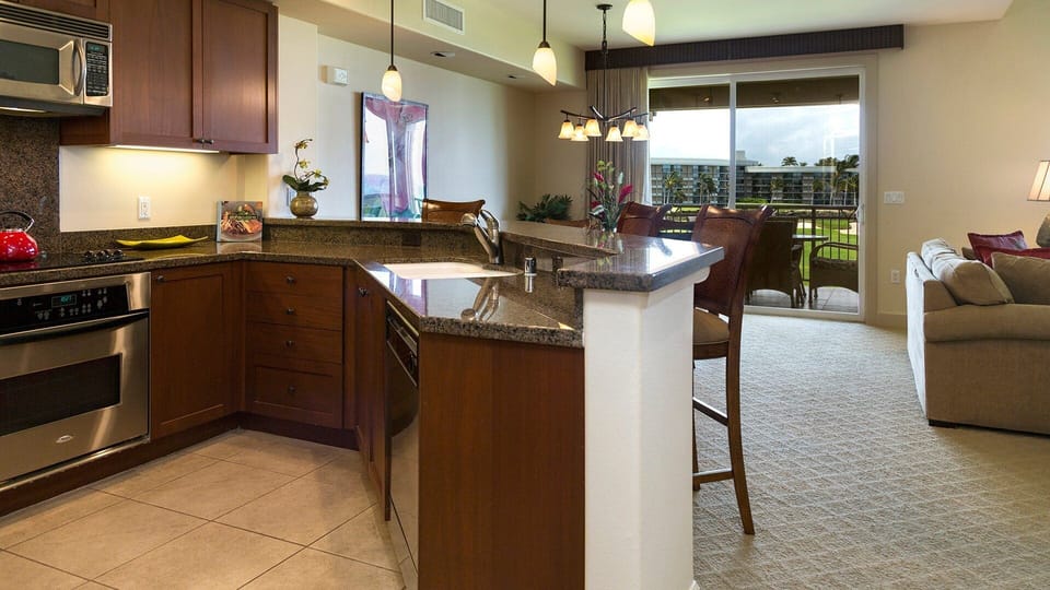 Condo, Multiple Beds, Lanai, Ocean View (Halii Kai 12F) | Private kitchen