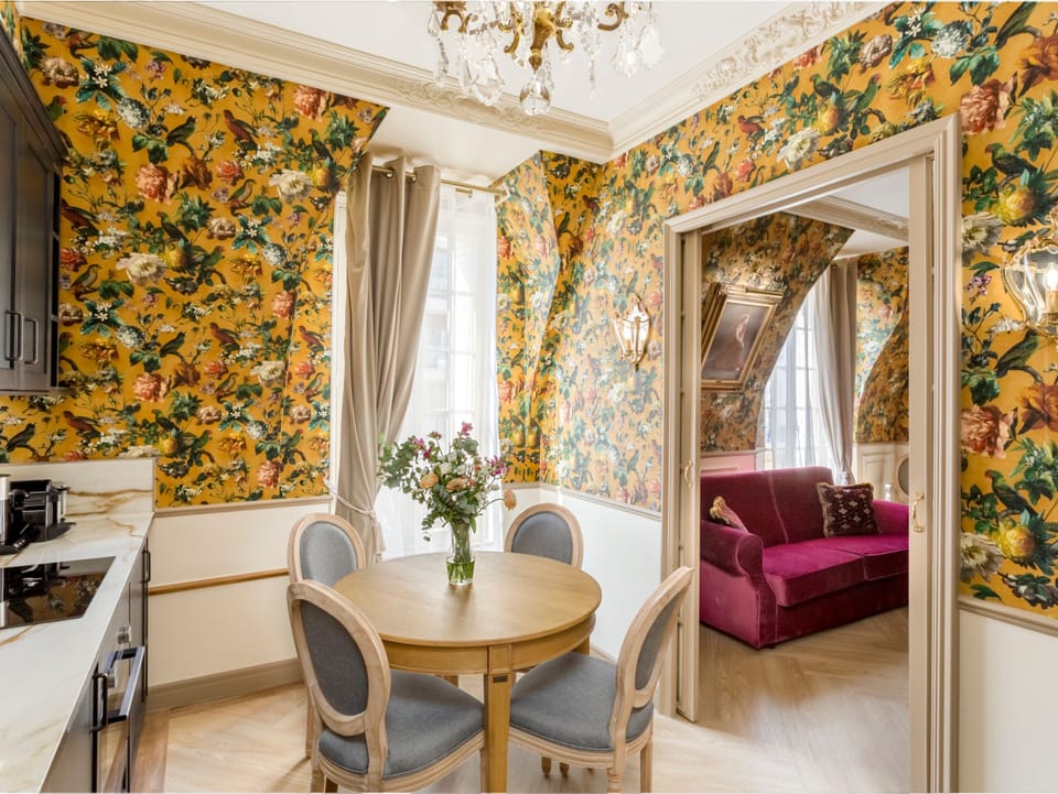 Apartment | Private kitchen | Fridge, microwave, oven, stovetop
