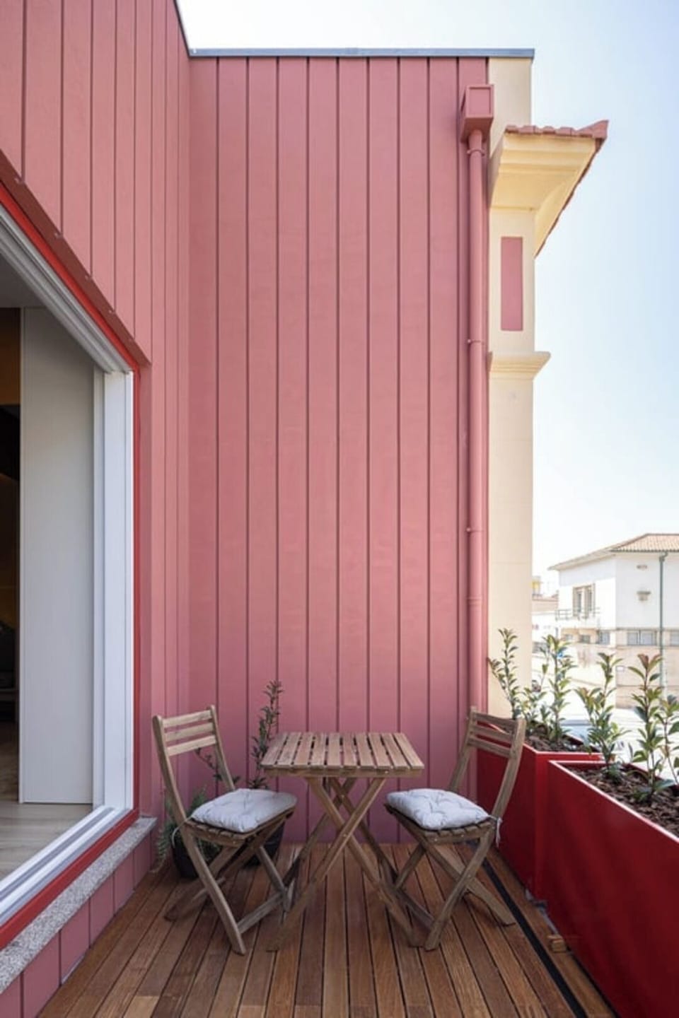 Shared exterior image 2