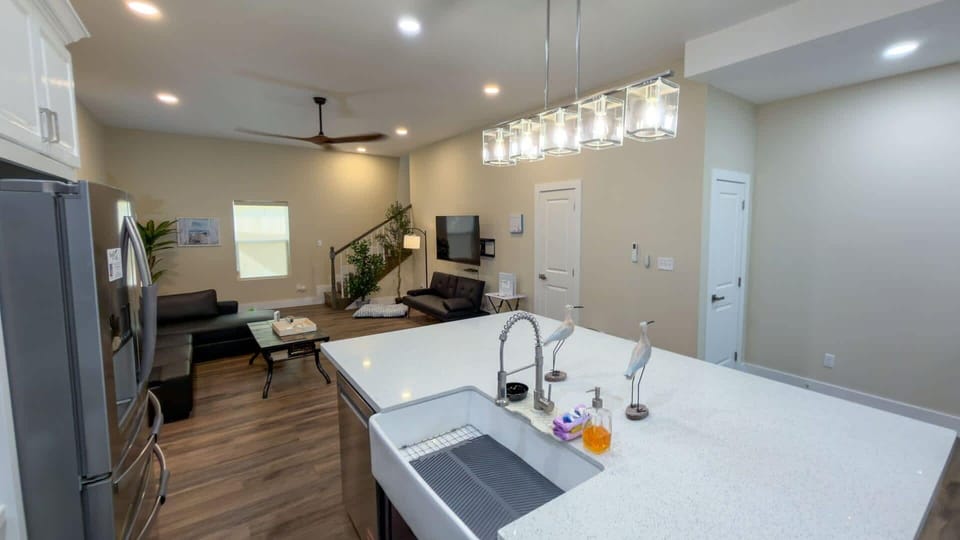 Townhome, 3 Bedrooms | Interior