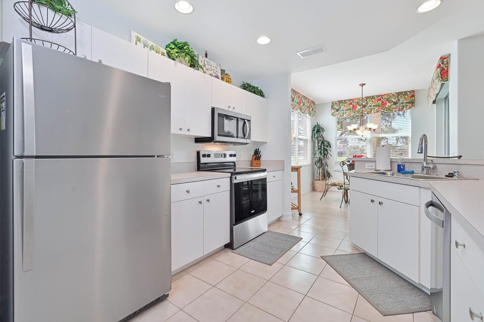 PS101 - Fully equipped kitchen