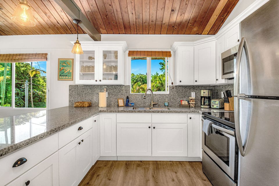 Cozy kitchen.