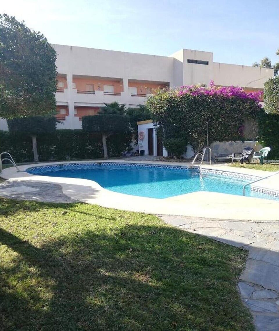 Holiday Home Swimming Pool