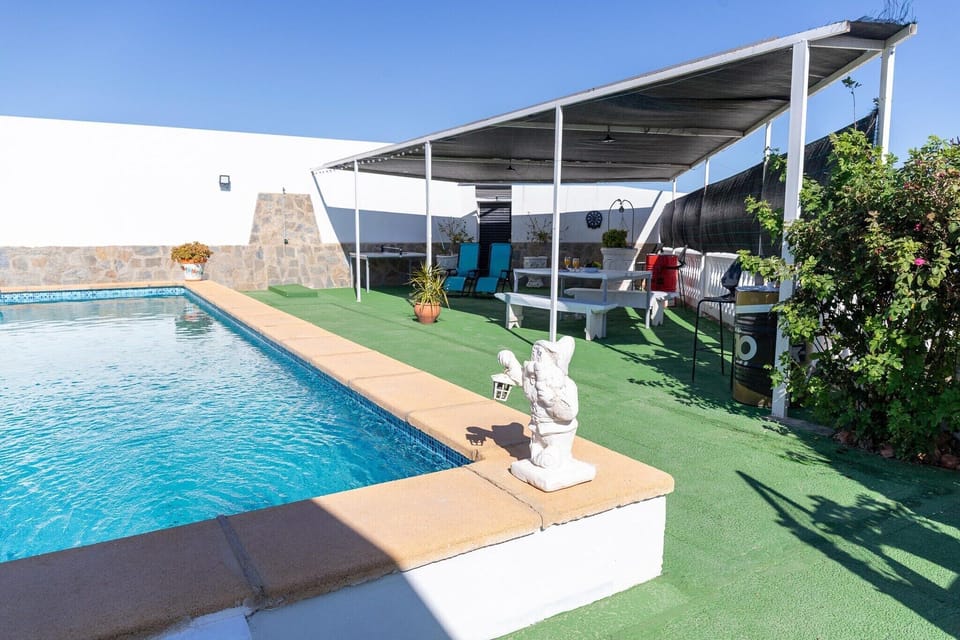 Holiday Home Swimming Pool