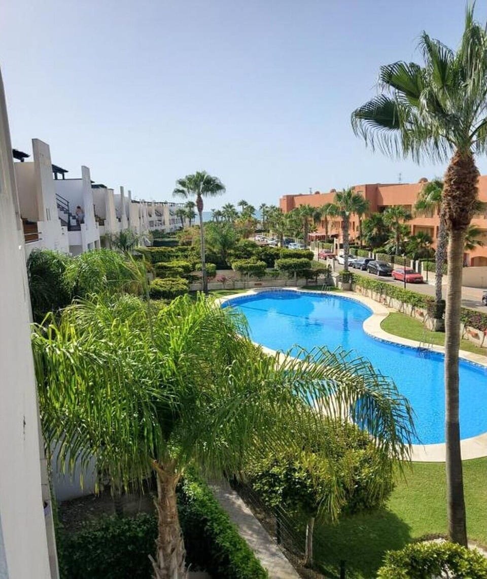 Holiday Home Swimming Pool