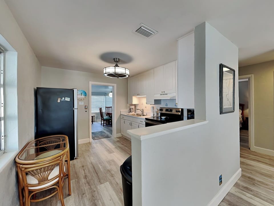 Kitchen - Mini Table with Seating for 2