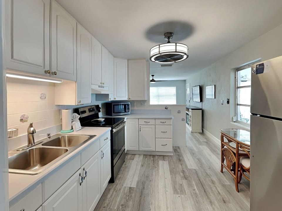 Fully Equipped Kitchen with Stainless Steel Appliances