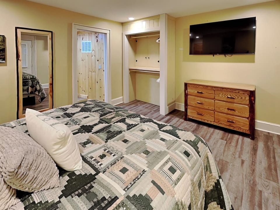 Lower Level Bedroom - King