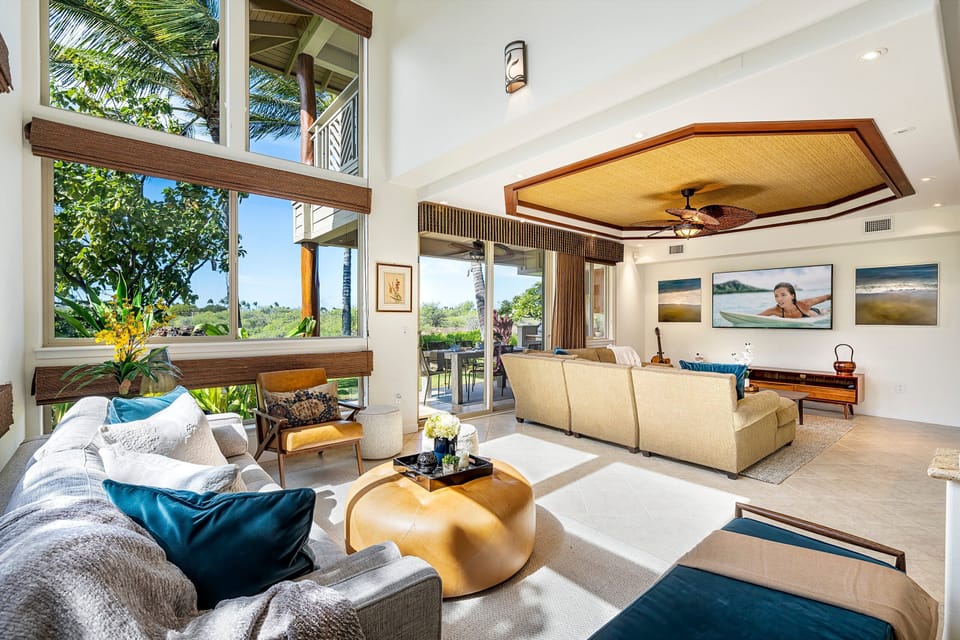 Condo, Multiple Beds, Lanai, Garden View (Palm Villas at Mauna Lani H1) | Living area