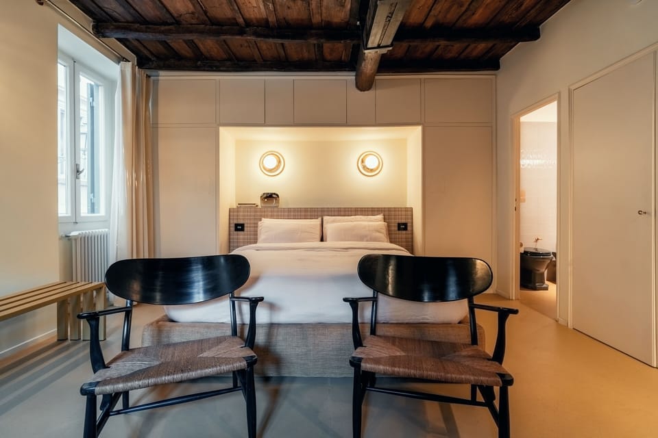 Deluxe Room, Kitchenette | In-room safe, desk, blackout drapes, soundproofing