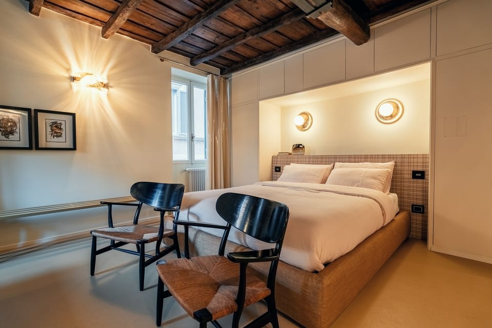 Deluxe Room, Kitchenette | In-room safe, desk, blackout drapes, soundproofing