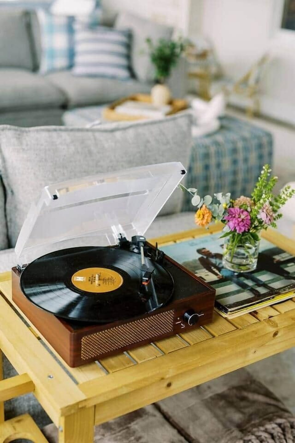 Our record player is a great way to unwind and enjoy an evening with friends and family. We have about 15 records you can feel free to listen to during your stay. 
