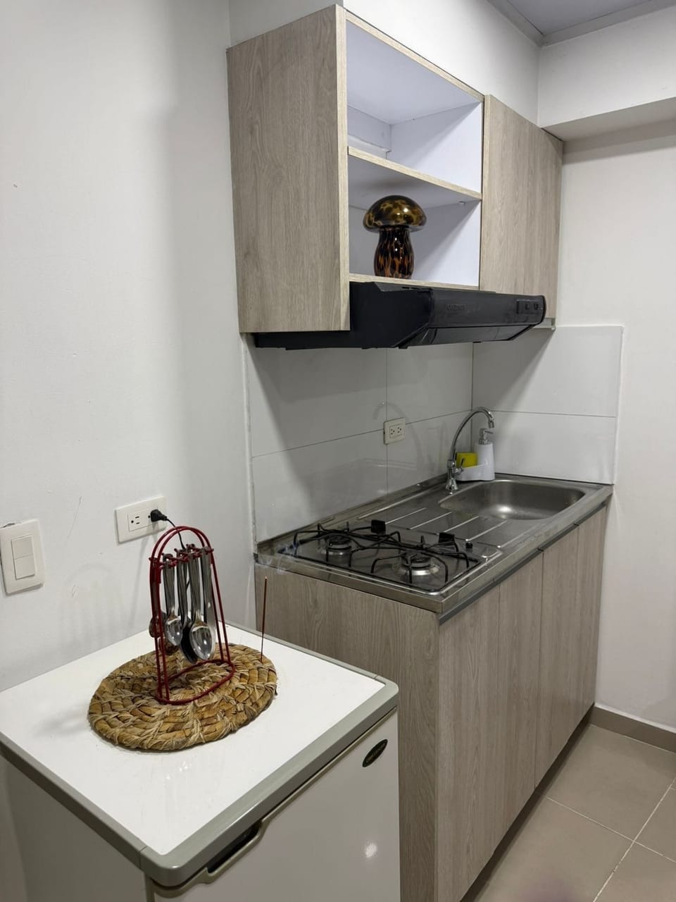 Shared fridge, microwave
