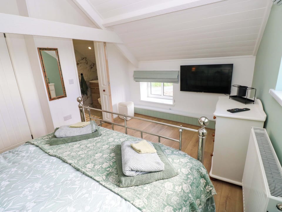 Cottage | 3 bedrooms, individually decorated, individually furnished, free WiFi
