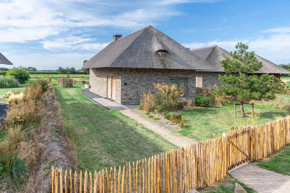Villa | Exterior