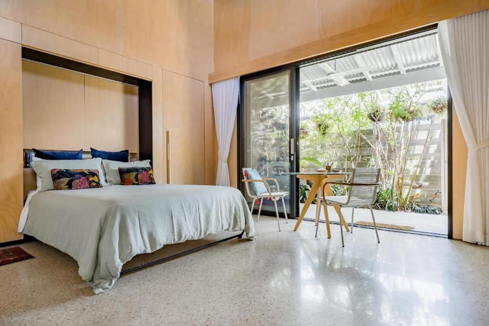 Deluxe Studio Suite | Premium bedding, desk, blackout drapes, soundproofing