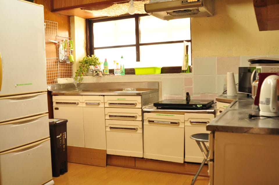 XXXCottage | Private kitchen | Full-size fridge, microwave, coffee/tea maker, electric kettle
