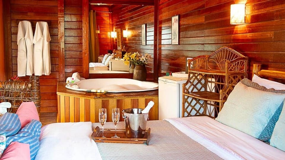 Senior Suite | Free WiFi